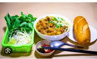 Bánh mì bò kho đặc biệt - 80.000 ₫ tại Cô Ba - Phở & Bún Bò Huế - Hoàng Diệu