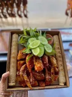 Hình ảnh Gà Nướng Nguyên Con + 2 Cơm Lam