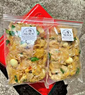 Bánh tráng sate muối nhuyễn trứng cút - 52.000 ₫ tại Bánh Tráng Sate Bà Xu - Dạ Nam