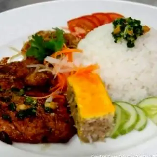 Cơm sườn chả - 49.000 ₫ tại Cơm Tấm Thanh Trúc - Gia Phú