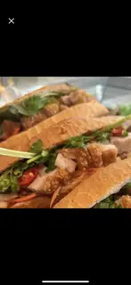 Bánh mì heo quay - 38.000 ₫ tại Bánh Mì Hà Nội - Nguyễn Bỉnh Khiêm