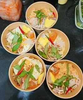 Hình ảnh Cơm gà xé