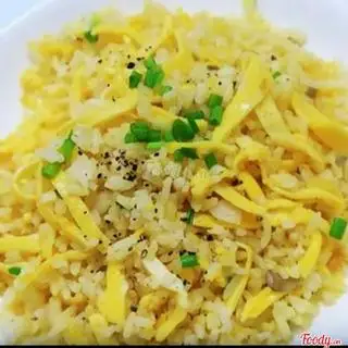 Hình ảnh Cơm chiên trứng ( 2 trứng)
