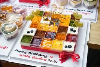 Set 9 cup vuông bánh mousse mix vị - 259.000 ₫ tại Anh Cường Bakery - Bánh Kem, Bánh Mousse & Bánh Ngọt - Bình Quới