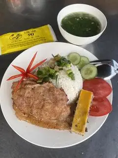 Hình ảnh Cơm tấm sườn-chả