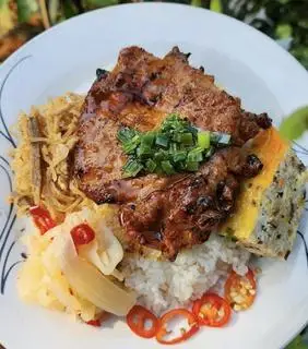 Cơm Tấm Sà - Bì - Chưởng (Sườn nướng - Bì Thịt - Chả Trứng) - 49.000 ₫ tại  Thế Giới Cơm Tấm - Bún Thịt Nướng - Xôi Mặn - Phú Mỹ