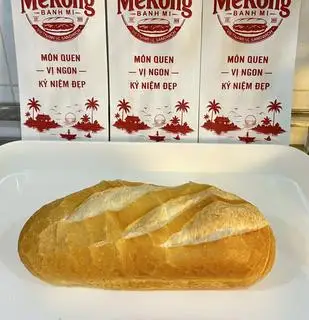 Bánh mì không - 6.000 ₫ tại BÁNH MÌ MEKONG - Nguyễn Thượng Hiền