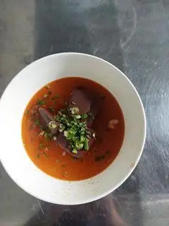 Huyết thêm - 5.000 ₫ tại Dì Sáu - Bún Riêu & Canh Bún - Hoàng Xuân Nhị