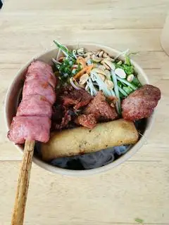 Bún thịt nướng đặc biệt - 58.000 ₫ tại Bún Thịt Nướng Quang Tiên - Bùi Thị Xuân