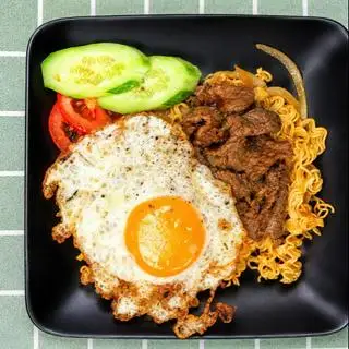Hình ảnh Mì xào bò - trứng