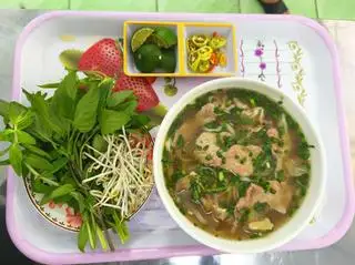 Hình ảnh Phở tái gân