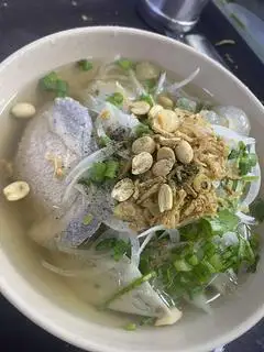 Bún chả cá hấp + lườn cá + Trứng cút - 76.000 ₫ tại Bánh Canh Hẹ 18A - Nguyễn Thị Minh Khai