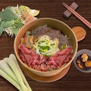 Bún bò Huế Tái nạm - 65.000 ₫ tại Bún Bò Huế O Hương - Bàn Cờ