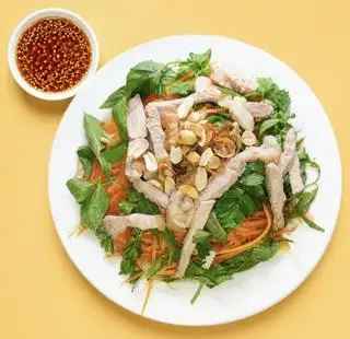 GỎI ĐU ĐỦ THỊT HEO TRUYỀN THỐNG - 59.000 ₫ tại Lộc Rừng Food - Gỏi Đu Đủ Tôm Gà Xé & Súp Gà Hầm Nấm - Đường Số 47