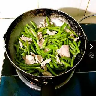 Hình ảnh Cơm thịt xào đậu que