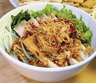 Bún nước tương đậu thịt - 82.900 ₫ tại MÊ CHANG- Bánh Mì Chảo, Bún Nước Tương & Bún Mắm Nêm - Đặng Thùy Trâm