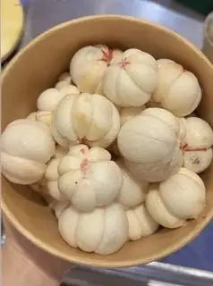 Hình ảnh măng cụt cắt sẵn ( 750g)