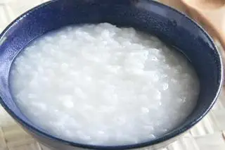 cháo trắng thêm - 10.000 ₫ tại Cháo Dinh Dưỡng Cây Thị - Lê Văn Chí