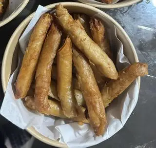 Hình ảnh Nem vỏ giòn