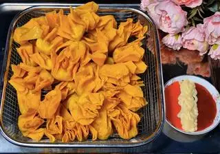 HOÀNH THÁNH CHIÊN - 5 VIÊN - 17.000 ₫ tại Ăn Vặt & Gỏi Cuốn SUBO - Đào Trí