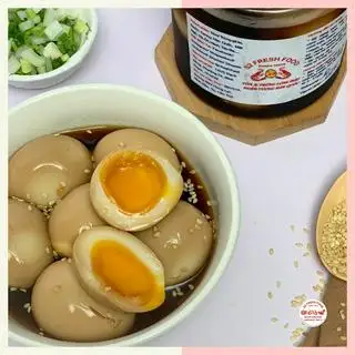 Hình ảnh Hộp 10 trứng gà ta ngâm tương