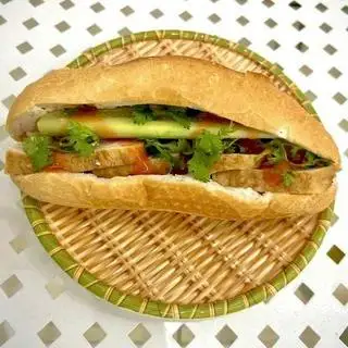Hình ảnh Bánh mỳ Chả nóng