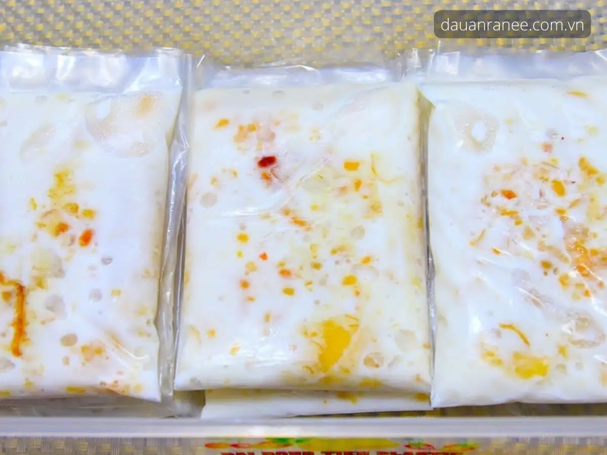 Kem chuối 5 bịch - 65.000 ₫ tại Quán Bán Chè - Chè Bưởi Bến Tre - Trần Văn Quang