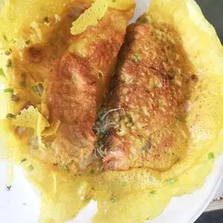 Bánh xèo truyền thống 1 Phần 2 Bánh ( Two Traditional Pancakes) - 100.000 ₫ tại Bánh Xèo Ba Híu - Đường Số 12