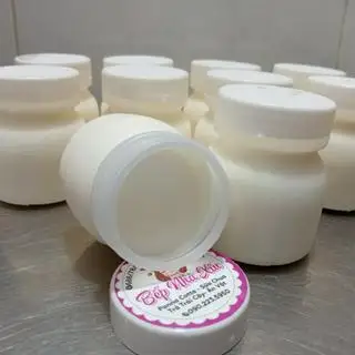 Sữa Chua Dẻo 1 hủ - 8.000 ₫ tại Bếp Nhà Xíu - Panna Cotta, Sữa Chua & Bánh Flan - Cách Mạng Tháng 8