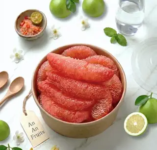 Bưởi da xanh tách múi - 62.000 ₫ tại Trái Cây Cắt Sẵn An An Fruits - Nguyễn Văn Lượng