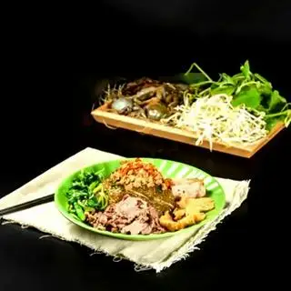 Hình ảnh Bánh đa cua trộn đầy đủ
