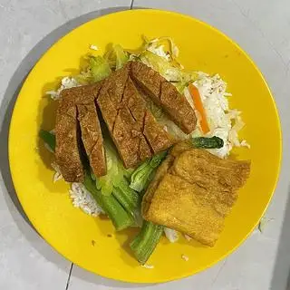 cơm sườn + tàu hủ ki  - 32.000 ₫ tại Cơm Chay Thiên Nhiên - Nguyễn Văn Luông