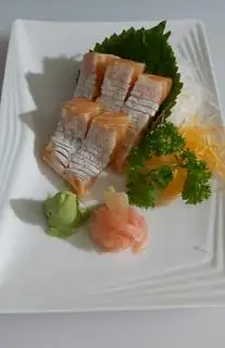 Hình ảnh Sashimi bụng cá hồi