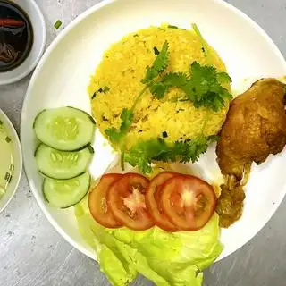 Cơm đùi gà tỏi xối mỡ - 46.000 ₫ tại Cơm gà xối mỡ A Mập - Trương Phước Phan