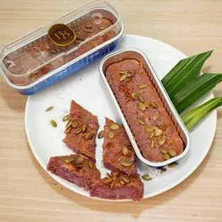 Hình ảnh Bánh khoai mì nướng lá cẩm