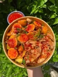 Tá Lả Sốt Thái ( Trứng Gà,Chân Gà , Sứa) - 159.000 ₫ tại Chân Gà Sốt Thái Đức Em - Đường T6