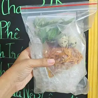 Bánh tráng trộn (tự trộn) - 25.000 ₫ tại Góc Bếp - Lẩu Chay & Ăn Vặt - Lạc Long Quân