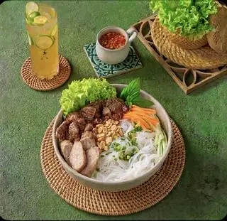 Combo Bún Thịt Nướng + Nem Nướng + Trà Tắc - 63.000 ₫ tại  Bún Thịt Nướng Phương Ký - Đường 3 Tháng 2