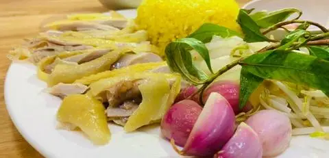 Hình ảnh Cơm Gà Xứ Nẫu Phú Yên - Tam Trinh