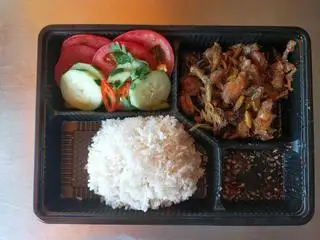 Hình ảnh Cơm ếch xào sả ớt