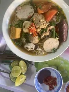 Bún riêu cua - 45.000 ₫ tại Bích Ngọc - Bánh Ướt, Bánh Cuốn & Bún Riêu - Phạm Hữu Lầu