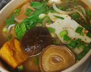 Hình ảnh Bún bò huế chay