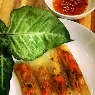 Bánh Bột Lọc Gói Lá - 35.000 ₫ tại Bánh Đúc Nóng & Cháo Sườn Hương Quê 2 - Thống Nhất