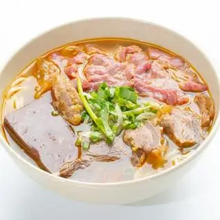 Hình ảnh Bún Bò Tái Nạm Gân
