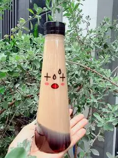 Hình ảnh Trà sữa truyền thống chai 330ml