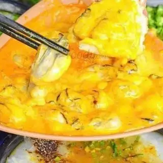 Hình ảnh Hàu sốt trứng muối