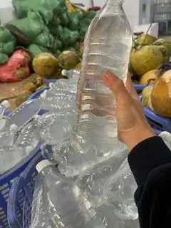 Hình ảnh Nước dừa chai 1 lít