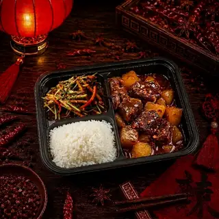 Hình ảnh Cơm bò rim Trung Hoa