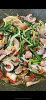 Hình ảnh Bao tử xào ném - cay