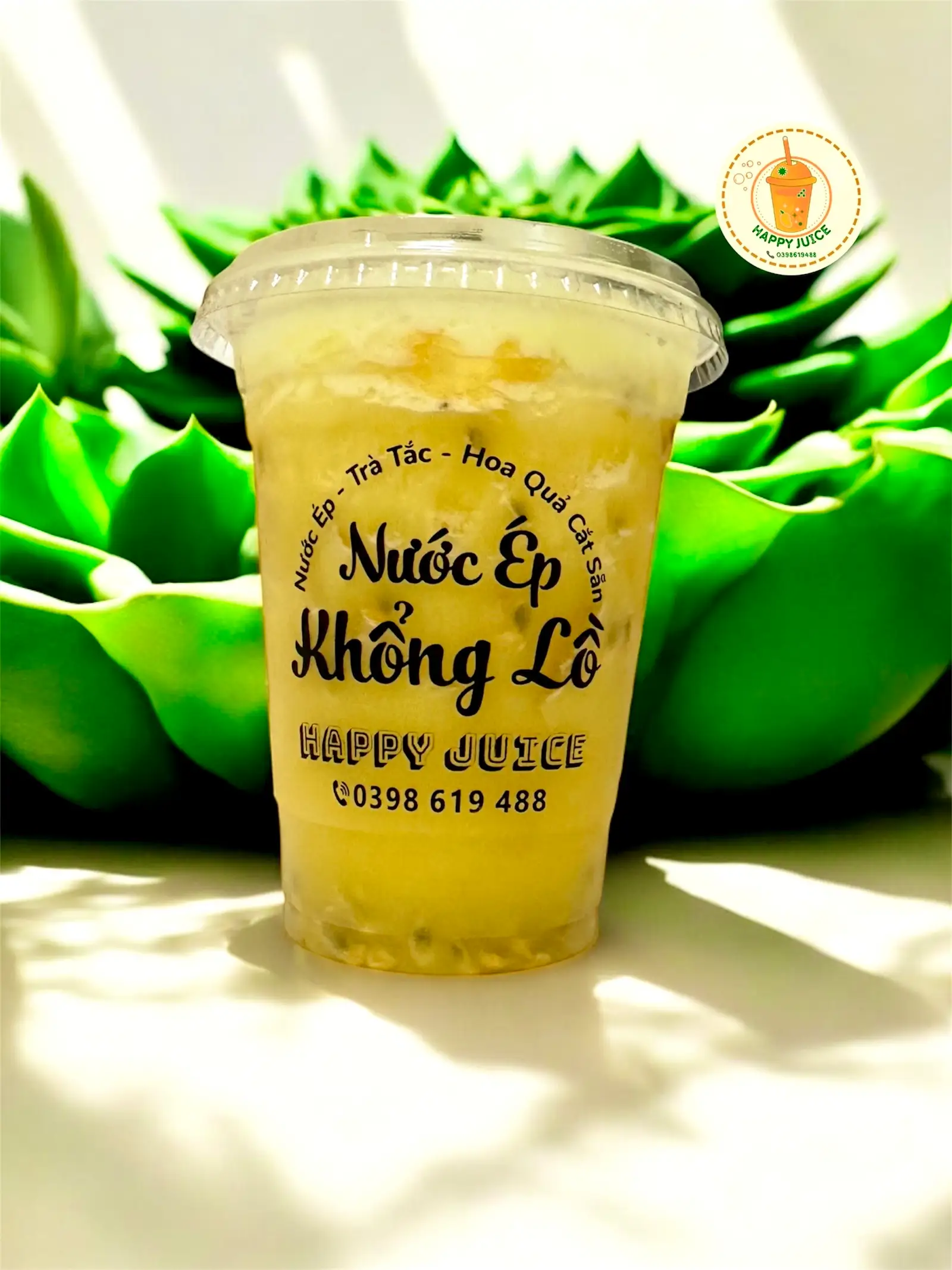 Hình ảnh Nước ép chanh leo dứa khổng lồ
